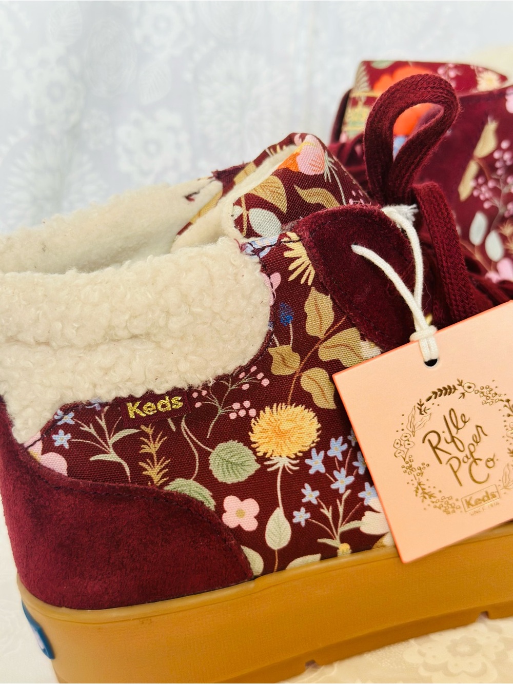 NWT 7.5 Keds Burgundy Floral Sherpa Lined High Top Sneakers Cozy Winter Shoes - Picture 2 of 7